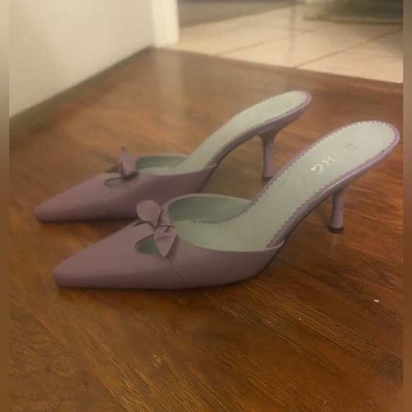 BCBG Paris Shoes - Bcbg Paris kitten heels slides with bow